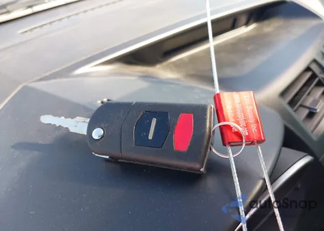 2013 Mazda Mazda5 Touring z USA, uszkodzony, nr VIN JM1CW2CL9D0148862